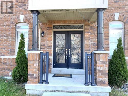 Entrance - 33 Brookwater Crescent, Caledon, ON - Outdoor