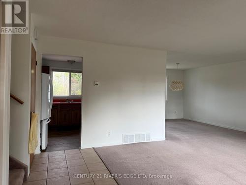 1154 Road 2 Road, Elizabethtown-Kitley, ON - Indoor Photo Showing Other Room