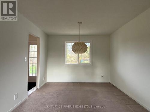 1154 Road 2 Road, Elizabethtown-Kitley, ON - Indoor Photo Showing Other Room