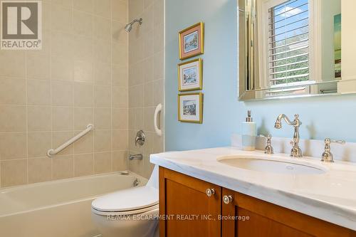 762 Hidden Grove Lane, Mississauga, ON - Indoor Photo Showing Bathroom
