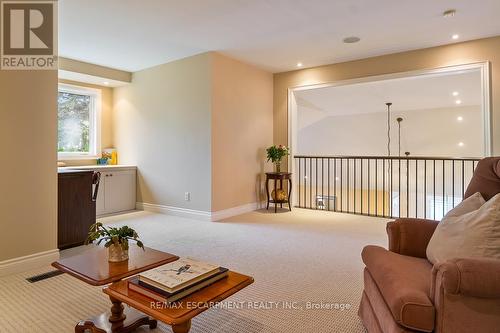 762 Hidden Grove Lane, Mississauga, ON - Indoor Photo Showing Living Room