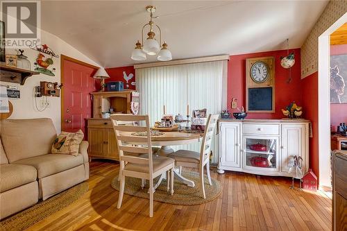 2247 Sandy Cove Road, Sudbury, ON - Indoor