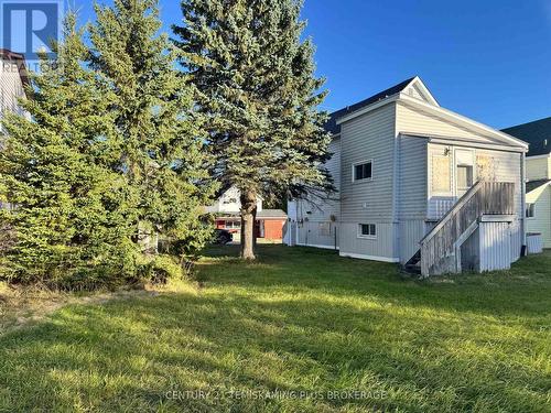 8 Cobalt Street, Cobalt, ON - Outdoor