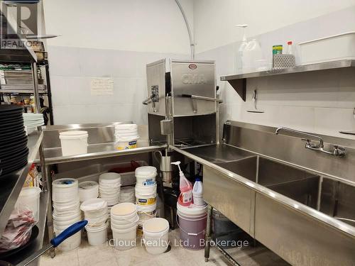 35 Talbot Street E, Haldimand, ON 