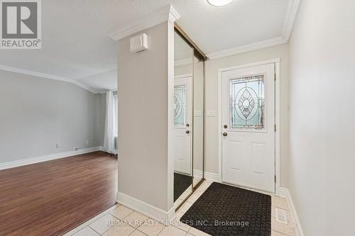 21 Majestic Crescent, Brampton, ON - Indoor Photo Showing Other Room