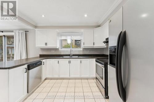 21 Majestic Crescent, Brampton, ON - Indoor Photo Showing Kitchen With Stainless Steel Kitchen With Double Sink