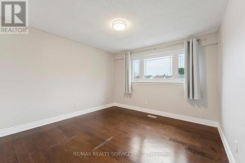 21 Majestic Crescent, Brampton, ON - Indoor Photo Showing Other Room