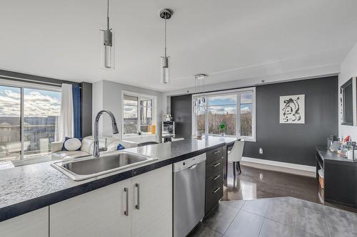 Kitchen - 705-7755 Rue Du Daim, Québec (Charlesbourg), QC - Indoor Photo Showing Kitchen