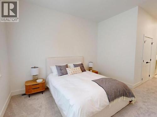 4076 Saturna Ave, Powell River, BC - Indoor Photo Showing Bedroom