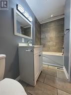 Bathroom on second floor - 