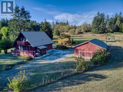 10198 Highway 101, Powell River, BC - Outdoor