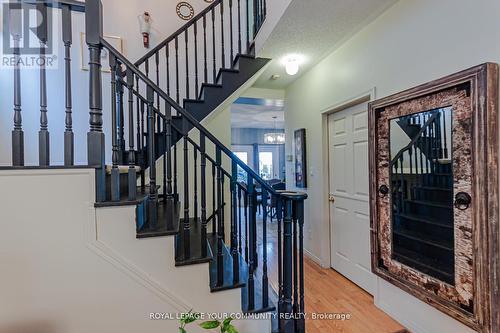 1516 Skyview Street, Oshawa, ON - Indoor Photo Showing Other Room