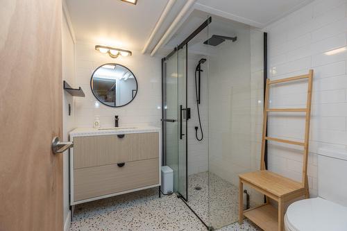 Bathroom - 2295 Av. Swallow, Dorval, QC - Indoor Photo Showing Bathroom