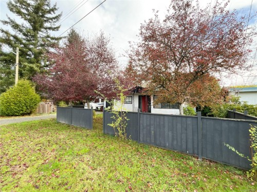 1193 Dignan Rd, Central Saanich, BC 