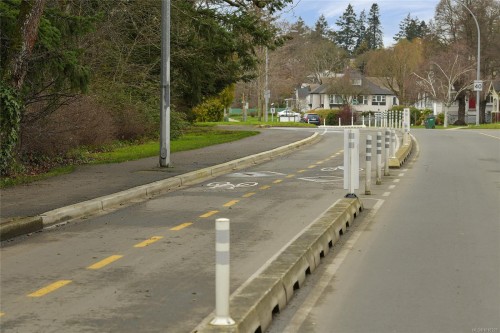 746 Gorge Rd West, Saanich, BC 