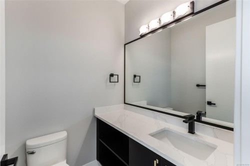 3865 Gulfview Dr, Nanaimo, BC 