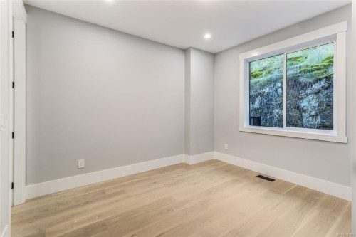 3865 Gulfview Dr, Nanaimo, BC 