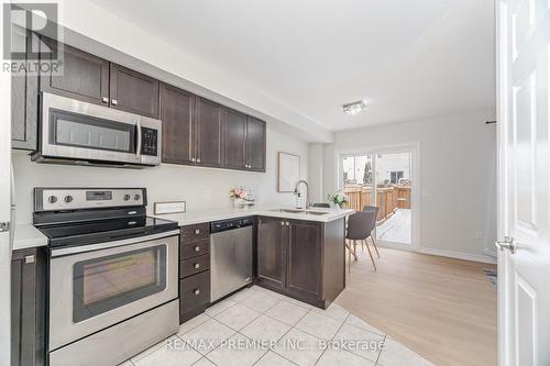 804 Cook Crescent, Shelburne, ON - Indoor Photo Showing Kitchen