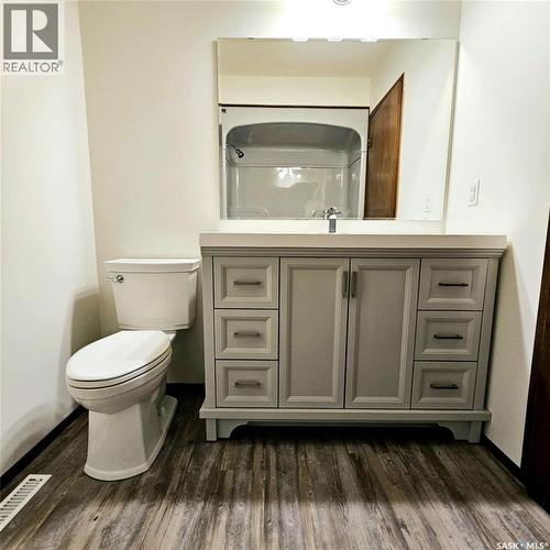 515 Grant Bay, Esterhazy, SK - Indoor Photo Showing Bathroom