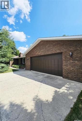 515 Grant Bay, Esterhazy, SK - Outdoor