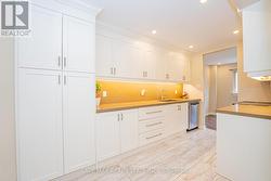 29 - 2301 DERRY ROAD W  Mississauga, ON L5N 2R4