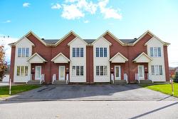 923 Rue de l'Épervier  Trois-Rivières, QC G8V 2X9