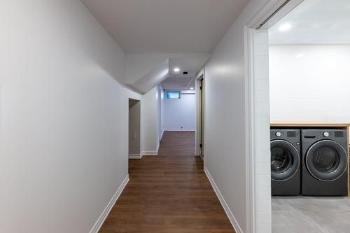 Corridor - 771 Rue Richelieu, Saint-Marc-Sur-Richelieu, QC - Indoor Photo Showing Laundry Room