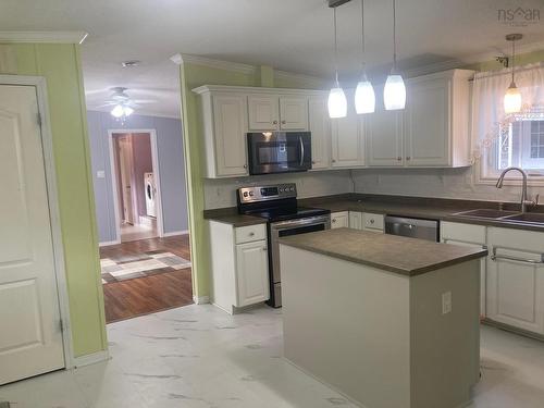 38 Sherbrooke Avenue, Bridgewater, NS 