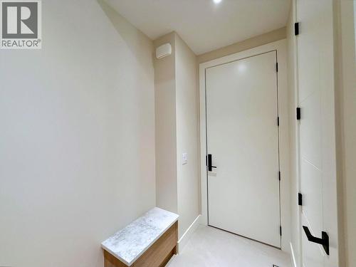 781 Martin Avenue Unit# 4, Kelowna, BC - Indoor Photo Showing Other Room