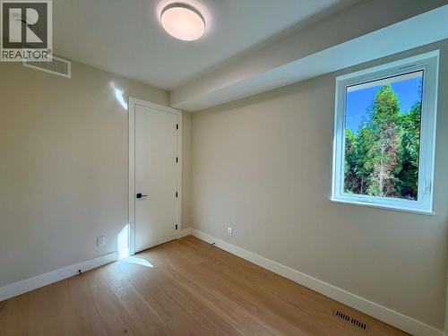 781 Martin Avenue Unit# 4, Kelowna, BC - Indoor Photo Showing Other Room