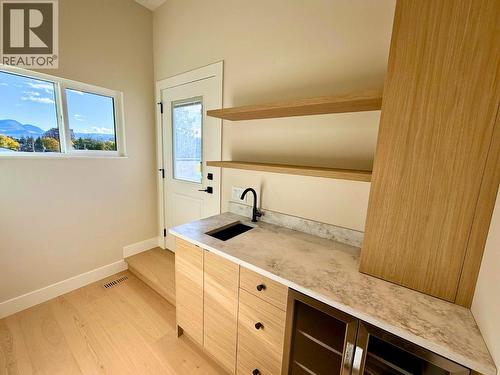 781 Martin Avenue Unit# 4, Kelowna, BC - Indoor