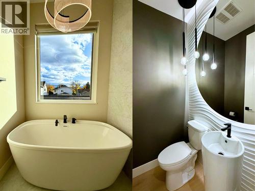 781 Martin Avenue Unit# 4, Kelowna, BC - Indoor Photo Showing Bathroom