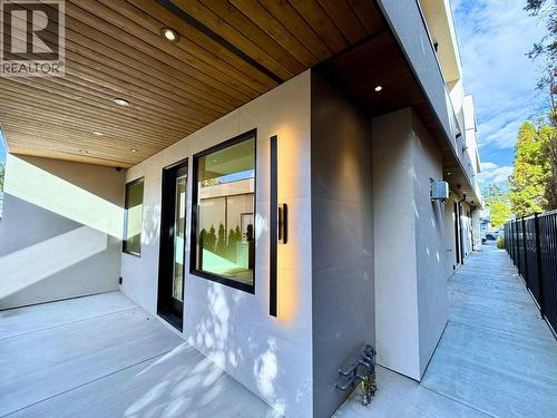 781 Martin Avenue Unit# 4, Kelowna, BC - Outdoor With Deck Patio Veranda With Exterior
