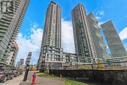 1105 - 510 CURRAN PLACE  Mississauga, ON L5B 0J8
