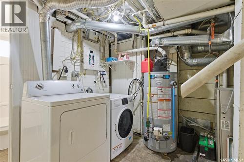 806 31St Street W, Saskatoon, SK - Indoor Photo Showing Laundry Room