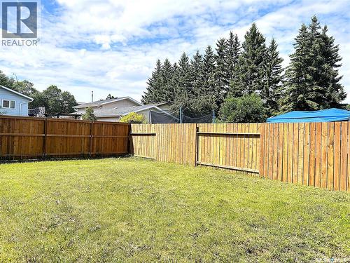 242 Lochrie Crescent, Saskatoon, SK - Outdoor