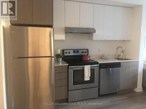 35 - 5260 Dundas Street, Burlington, ON - Indoor Photo Showing Kitchen With Stainless Steel Kitchen