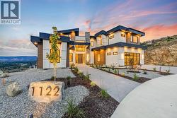 1122 Pearcy Court  Kelowna, BC V1W 5H6