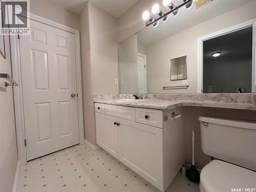 42 127 Banyan Crescent, Saskatoon, SK - Indoor Photo Showing Bathroom