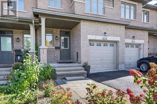 629 SUNBURST STREET  Ottawa, ON K1T 0L1