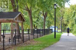 728 SUNNYPOINT DRIVE  Newmarket, ON L3Y 2Z8