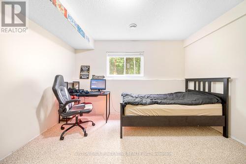 7070 93 Highway, Tiny, ON - Indoor Photo Showing Bedroom