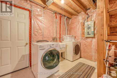 11 Talon Drive, Woodstock (Woodstock - South), ON - Indoor Photo Showing Laundry Room