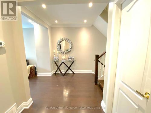 5477 Schueller Crescent, Burlington, ON - Indoor Photo Showing Other Room