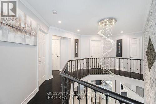 923 Bristol Road W, Mississauga, ON - Indoor Photo Showing Other Room