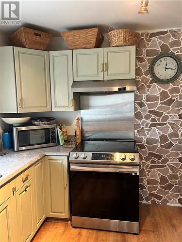 11A Myhill Road, Walford, ON - Indoor Photo Showing Kitchen