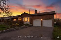 989 CONNAUGHT AVENUE  Ottawa, ON K2B 5M7