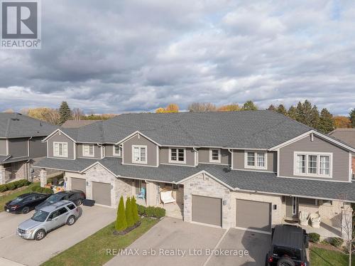 109 Denrich Avenue, Tillsonburg, ON - Outdoor With Facade