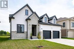 2363 BAKERVILLA STREET  London South (South V), ON N6P 0H4