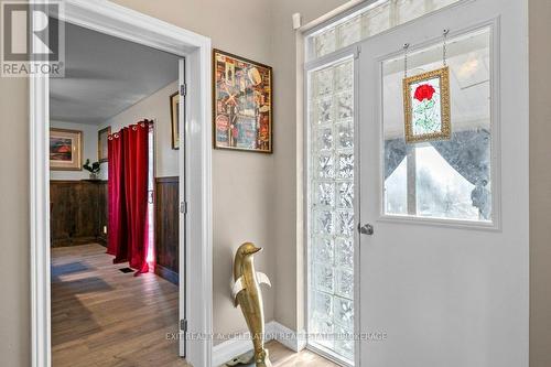 8061 County Rd 2, Greater Napanee (Greater Napanee), ON - Indoor Photo Showing Other Room